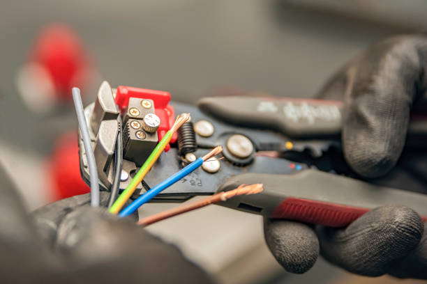 Best Industrial Electrical Services  in Sterling Heights, MI